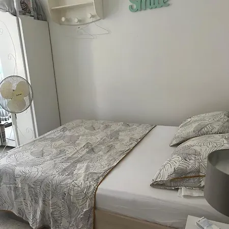 Homestay Pozzo Di Borgooo